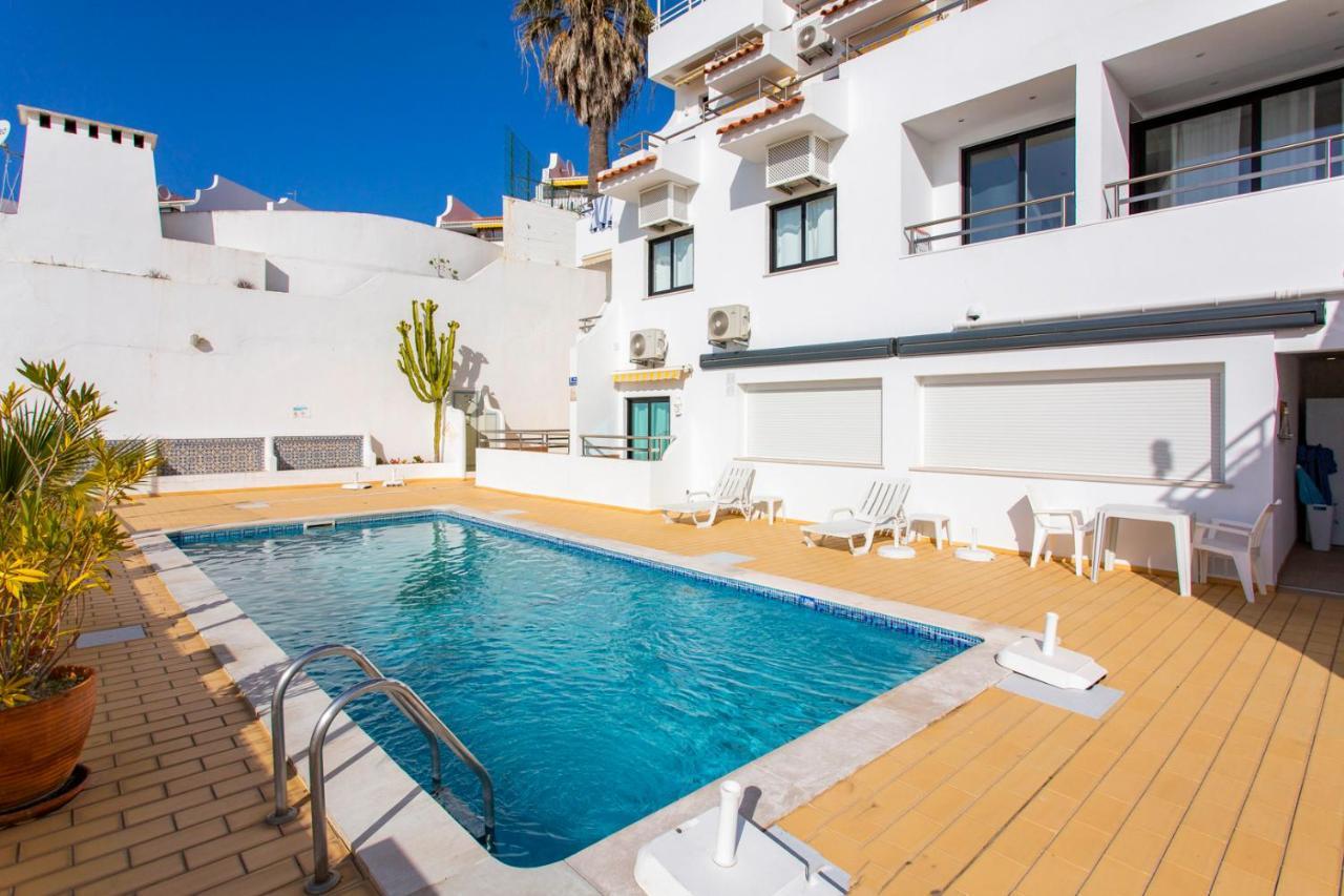 Old Town Beach Apartments Албуфейра Екстериор снимка