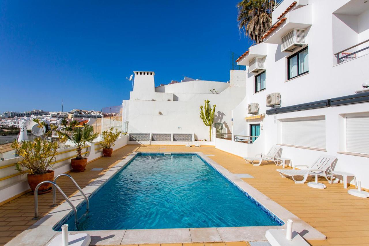 Old Town Beach Apartments Албуфейра Екстериор снимка