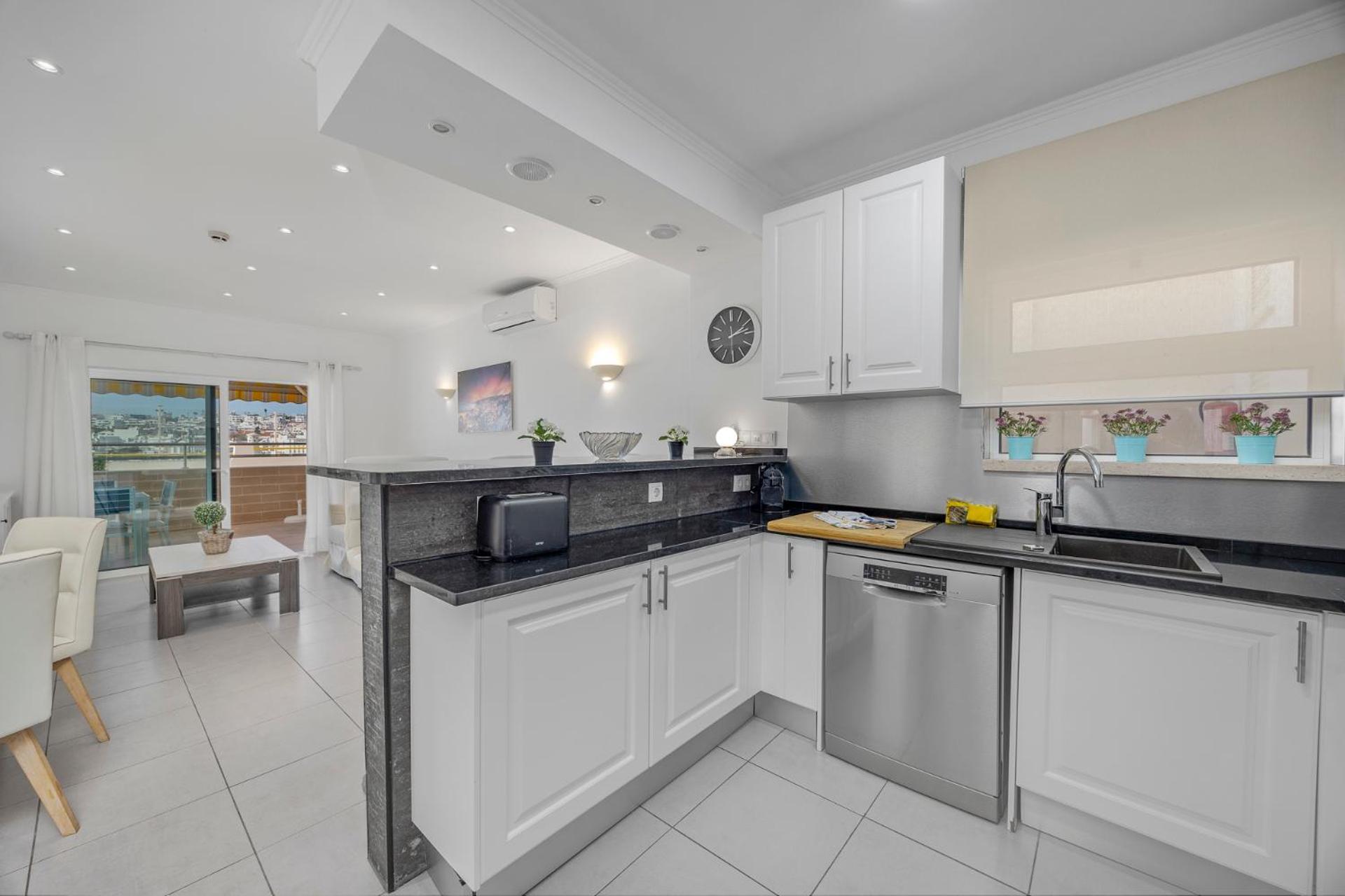 Old Town Beach Apartments Албуфейра Екстериор снимка